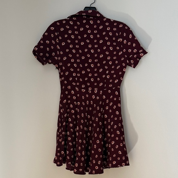 Forever 21 Juniors Burgundy Short Sleeve Button Up Floral Mini Dress Size S - Picture 5 of 13
